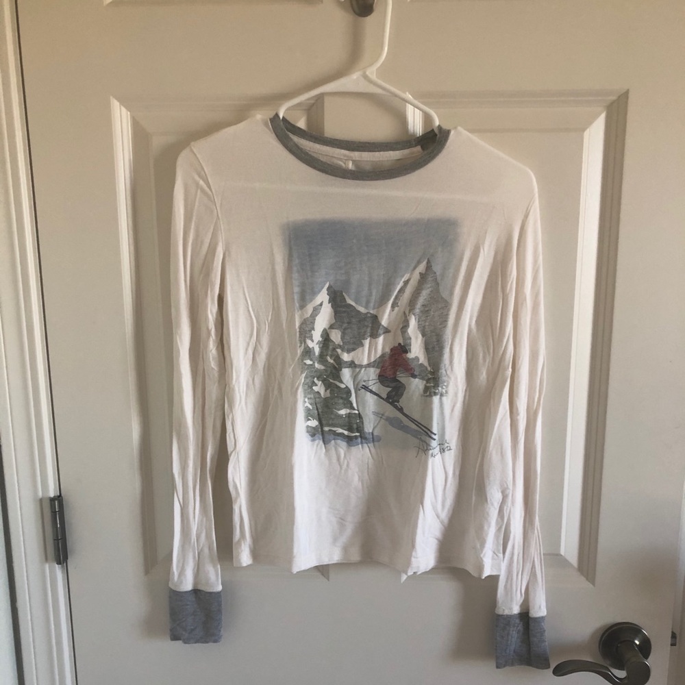 Abercrombie and Fitch Skiing Graphic Shirt